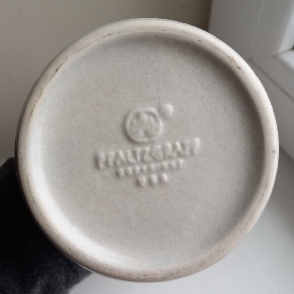 Vintage Pfaltzgraff Yorktowne Two Birds Stoneware Milk Jug Bottle - Picture 10 of 11